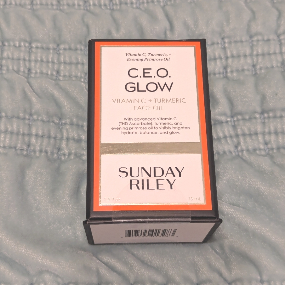 Sunday Riley CEO Glow vitamin c and turmeric face oil